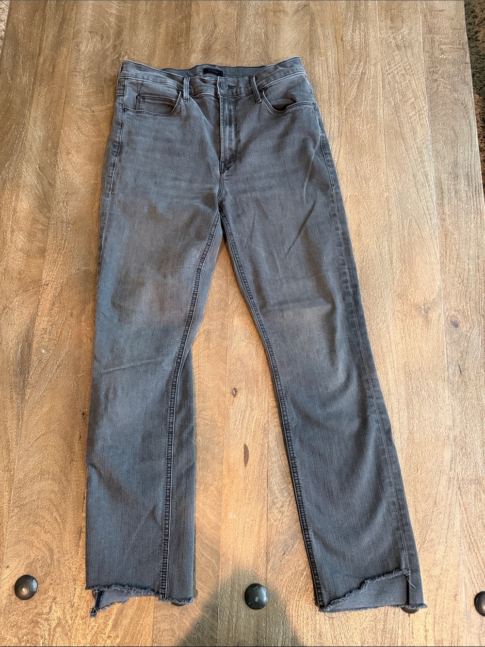 Mother The Mid Rise Dazzler Crop Fray Size 28 U71